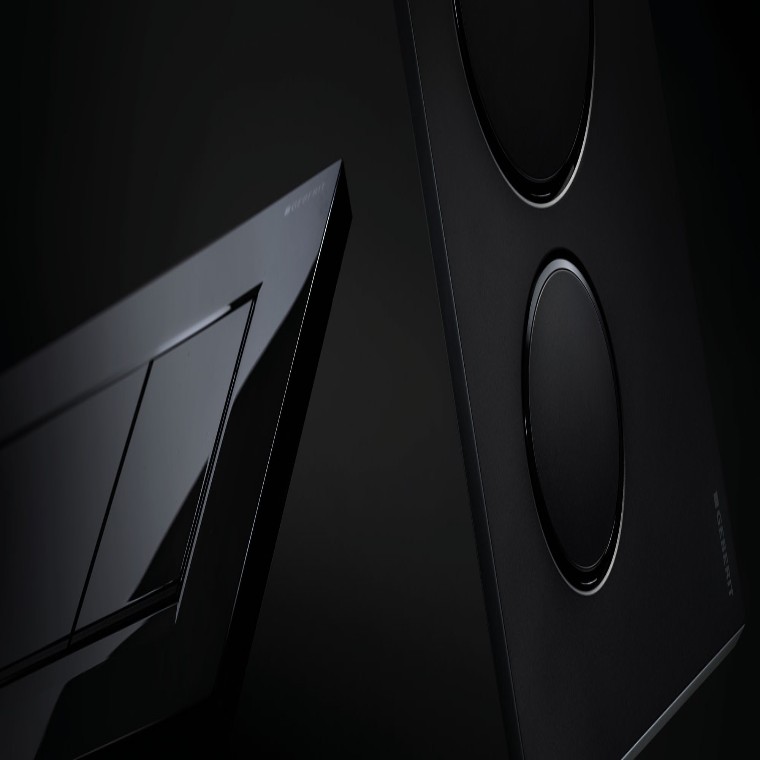 Sigma70 actuator plate in black matt (© Geberit) Sigma70 actuator plate in black matt (© Geberit)