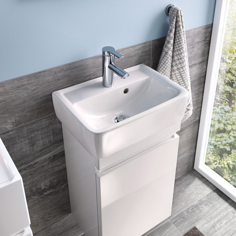 Small handrinse basin from Geberit Renova Plan with washbasin cabinet Small handrinse basin from Geberit Renova Plan with washbasin cabinet