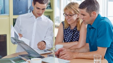 Geberit customers in a showroom